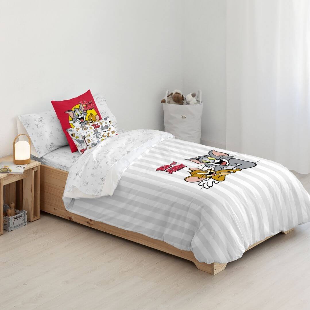 Jerry Fabrics Juego de cama individual con funda nórdica funda de almohada oficial Disney Bambi 3912 